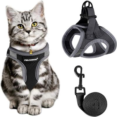 China Easy Control Reflective Breathable Adjustable Reflective Cat Vest Leash And Harness Set For Escape Walk Proof for sale