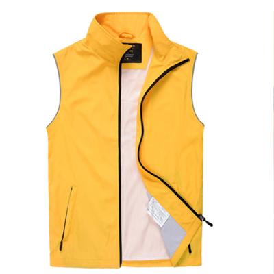 China Custom Wholesale Fashionable Anti-pilling Men's Waistcoat Warm Vest for sale