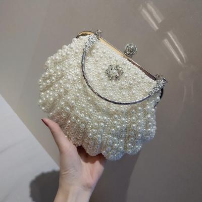 China High quality dinner bag banquet celebrity clutch bag evening dress cheongsam with pearl bag female small handbag for sale