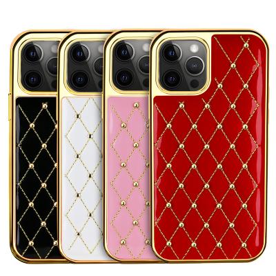 China Classic Anti-fall Woman Diamond Luxury Leather Mobile Phone Case Plating With Beads Phone Case For 12 Pro Max X XS 11 7 Plus Se for sale