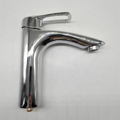 China Modern Faucets Hot Sales Bathroom Basin Faucet Zinc Mixer Metered Deck Mounted Basin Mixer Tap Basin Faucet for sale