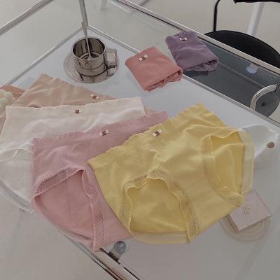 China 2022 New 6 Piece Mid Waist Young Girl Underwear Breathable Colorful Comfortable Panties for sale