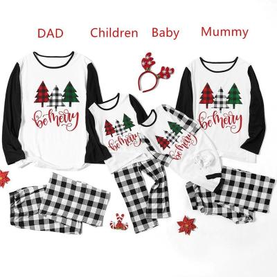 China QUICK DRY Two Piece Pajamas Set Pijamas Adultos Navidad Family Christmas Nightgown Kids Sleepwear Home Clothes for sale