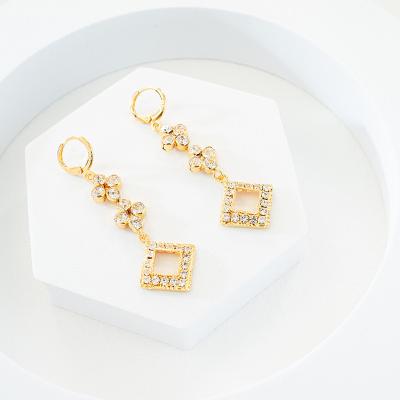 China CLASSIC Personality Long 24k Gold Plated Geometric Earrings Adjust Brass Zircon Crystals Combination Earrings for sale