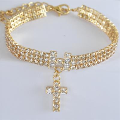 China Pet Necklace Letter JEWELED Cross Zircon Three Diamond Drain Cat and Dog Jewelry Holiday Dress Necklace for sale