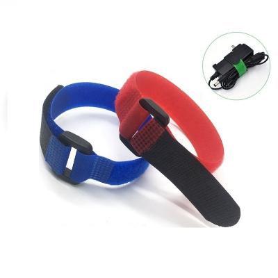 China 2000 Times Reusable + Custom Logo MagicTape Strap Hook And Loop Fastener Durable Adjustable Elastic Strap With Plastic Buckle for sale