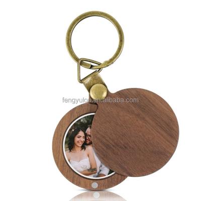 China Mordern Factory Direct Sale Customize Logo Wooden Key Chain Blank Custom Photo Pictures for sale