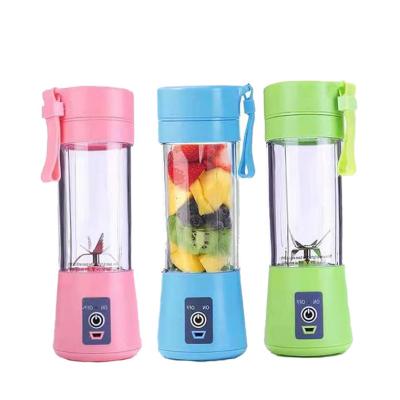 China Ecnom Fashion Electric Rechargeable Blender Cup Mini Portable Smoothie Juicer China Wireless Vacuum Easy Handling for sale