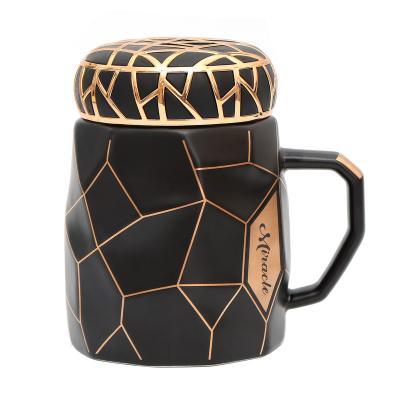 China Office Viable Nordic High Quality Cup Style Stripes Designer Ceramic Irregular Gold Coffee Mugs for sale