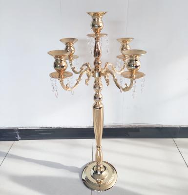 China Tall Weddings 5 ​​A.M. Gold Wrought Iron Floor Candelabras For Wedding Decoration for sale