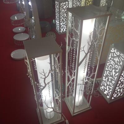 China Good Led Light White Indian Wedding Pillars for sale