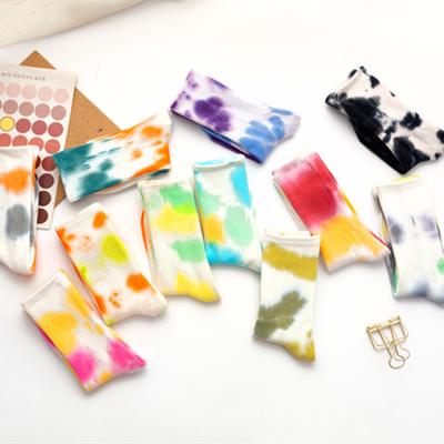 China Men Women Summer Breathable Dresses Tie Die Socks Unisex Tie Dye Skate Hippie Custom Design Sock Wholesale for sale