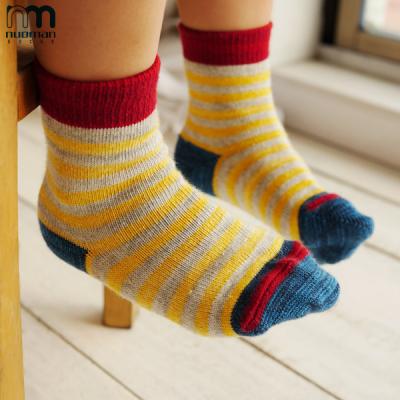 China QUICK DRY Cotton Stripe Socks Kids Custom Design Socks for sale