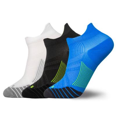 China Athletic Sport Socks Men Design Socks Fashion for sale