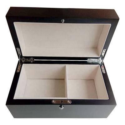 China Affordable Custom Wooden MDF Gift Box Locked Watch Box Black Lacquer Wooden Box for sale