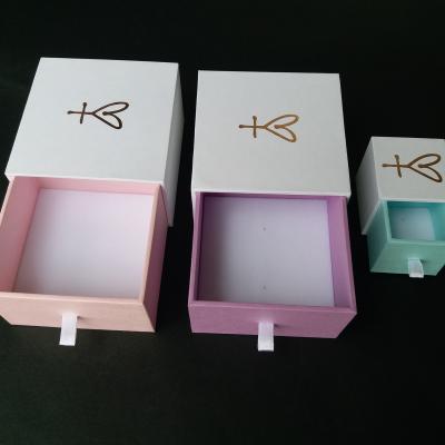 China Affordable Custom Jewelry Set Paper Drawer Gift Box Necklace Packaging Jewelry Box for sale