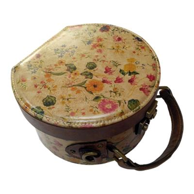 China Affordable Custom Antique Round Shape Jewelry Organizer Genuine Leather Packing Case for sale