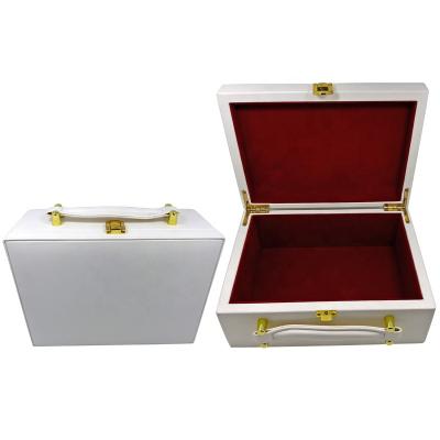 China Affordable Factory Sales Wooden Garment Box Leather Tissue Box Packaging Gift Box for sale