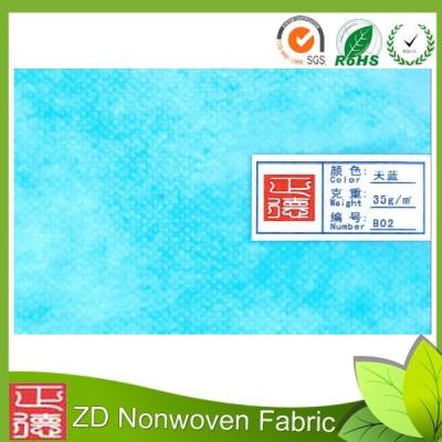 Cina tessuto non tessuto Strizzacervelli-resistente dei pp Spunbond per le coperture del sacchetto della spesa/della copertura/vestito dell'automobile in vendita