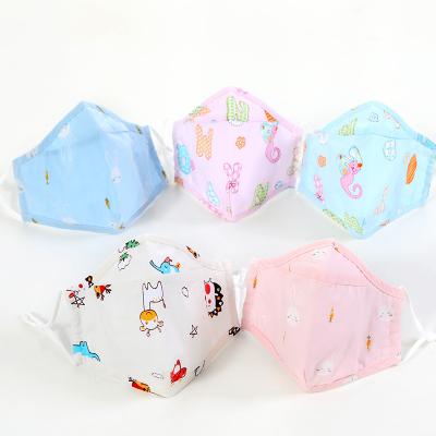 China Waterproof PM2.5 Kids Anti Dust Face Cover With Activated Carbon Filter Windproof Mouth-Muffle Kids Rabbit Carrot Face Cover for sale