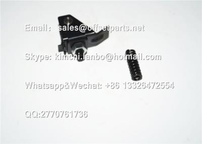 China el negro 2 de la cola-anchura 12m m del metal del AGARRADOR HOLDER&SPRING de la pieza de la máquina de impresión en offset junta las piezas en venta