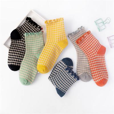 China 2021 fashion QUICK DRY Autumn Winter Warm striped socks woman ruched kawaii soft women thongs sock female cute cotton for sale