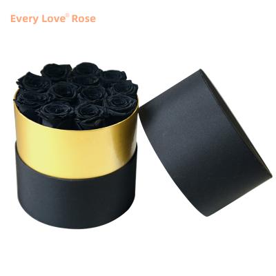 China Single Preserved Rose in Box Every Preserved Eternal Preserved Love Flower Wholesale Never Lasting 12 Black Roses in Gift Box Valentine Gift Set for sale