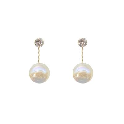 China CLASSIC Silver S925 Needle Earrings Fashion All-match Lightweight High-end Luxury Stud Earrings for sale