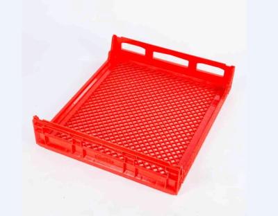 China 690*605*150mm Food Grade Plastic Bakery Crate for Large Capacity Food Container for sale