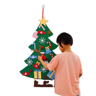 China Custom Made Christmas Craft Kids Room Felt Christmas Tree DIY Decoration for sale