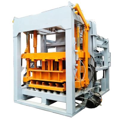 China Building Material Factory Outlets Supply Concrete Block Maker Machine QT4-15 Hollow Block Brick Machine Directly for sale