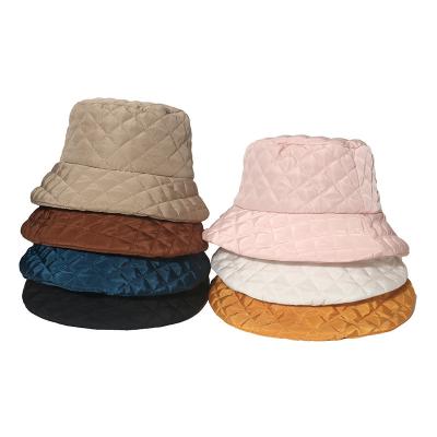 China Carry On New Arrival Girl Wholesale Women Warm Stitching Winter Fuzzy Furry Fisherman Bucket Hat Fluffy Warm for sale