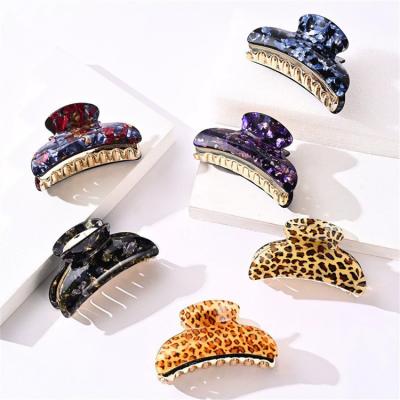 China 2022 New Coming Custom Hair Decoration Leopard Print Acrylic Acetate Hair Claw Clip For Thick Hair for sale