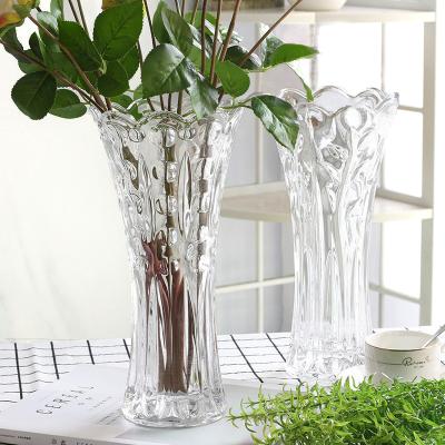 China Minimalist Flower Glass Vase for Wedding Centerpiece Decorative Colorful Clear Glass Flower for sale