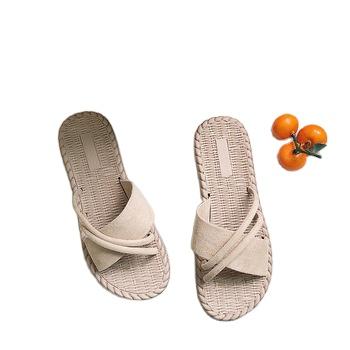 China CUSHIONING New Design Well Designed Ladies Slippers Summer Flat Slippers For Ladies for sale