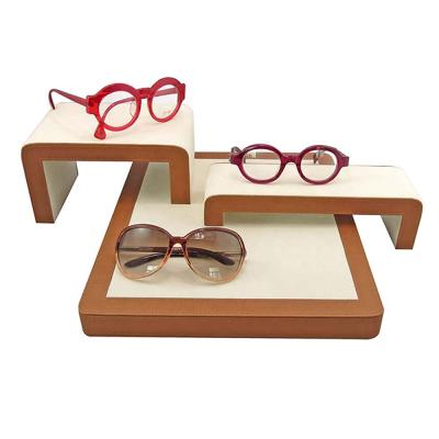 China Customized High End Table Stand Wooden Spectacle Sunglasses Eyewear Display Optical Frame Eyewear for sale