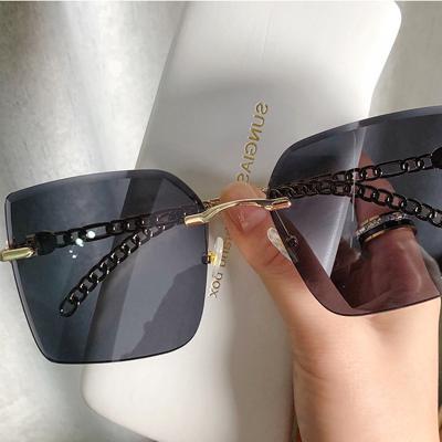 China Newest Comfort Design Vintage Retro Square Oversized De Sol Glasses Sunglasses New Next Fashion Famous Brand Women Men for sale