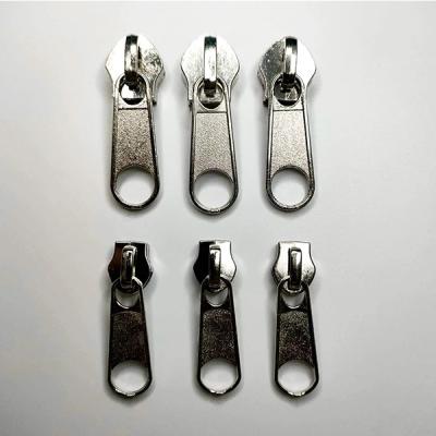 China Nickel-free hanging nickel-free plating zipper puller. Metal 3 Zipper Puller 3 Sliders Bag Zipper Nickel Free Spring Detachable Female Head for sale