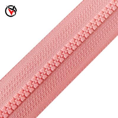 China 5#resin Sustainable Zipper Maker Fixed Batch Opening And Double Head Closing Down Zipper for sale