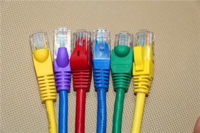 China Flecken 1000Mbps UTP Cat6 verkabelt 24AWG angeschwemmtes Kupfer mit Verbindungsstück Rj45 zu verkaufen