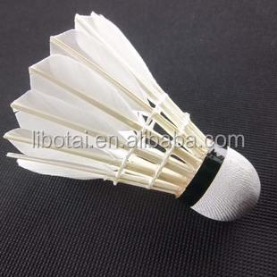 China Two Layers Of Goose Feather Airplane Quality Head Cork Badminton Shuttlecocks Super 1130 Eg for sale