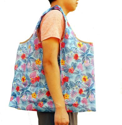 China Heavy Duty Promotion Reusable Polyester Bag Handled Grocery Foldable Shopping Bag With Pocket for sale