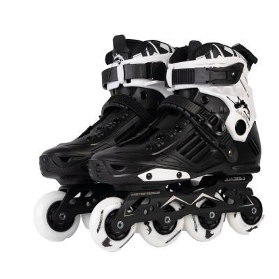 China Two Color Sports Active Black And White Adult Integrated Speed ​​Skating Carbon Fiber Inline Skates Four Wheel Roller Skates for sale