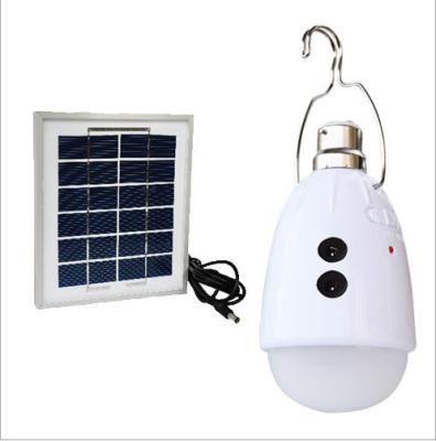 Chine Lumière solaire de secours du courant alternatif LED de C.C/Pour l'éclairage de maison ou de camping à vendre