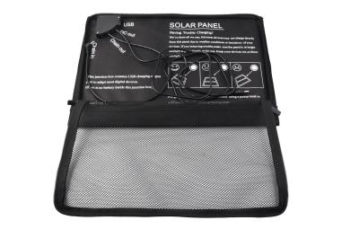 Chine Panneaux solaires 20 watts/18Volt pliables avec le sac de remplissage de téléphone portable à vendre