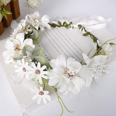 China Handmade In Stock Bridal Garland Crown Wedding Tiaras Decoration Photo Props Flower Bridal Headdress for sale