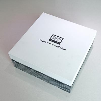 China Handmade Source Factory Provide Custom Moq Magitic Small Rigid Paper Cardboard Box for sale