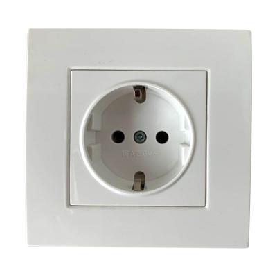 China HOME Universal Power Socket Eu 2P+T Outlet Wall Socket for sale