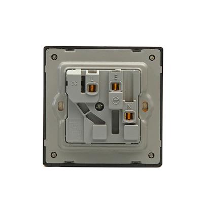 China High quality UK standard 13A series metal HOME OEM wall socket with indicator light for sale