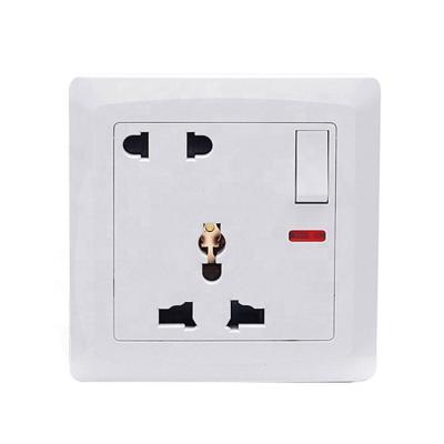 China 5 Pin Switched Electric Power 13A/220V-250V Universal Good Quality HOME Plug Socket Light Wall Socket for sale